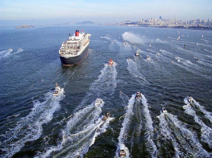 RMS Queen Mary 2 Arrives in San Francisco
