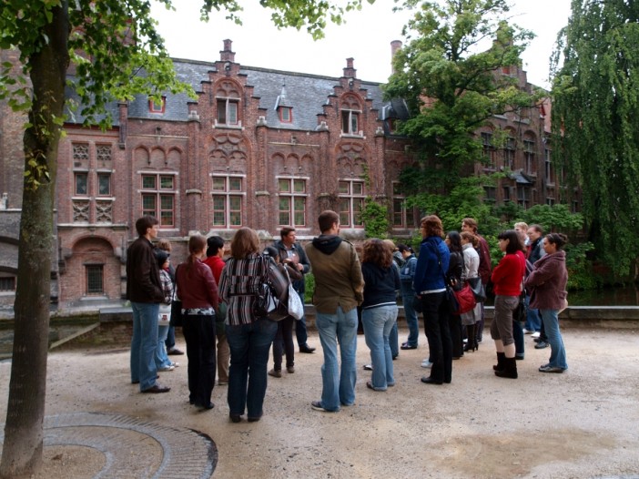 Tour Guide - mararie