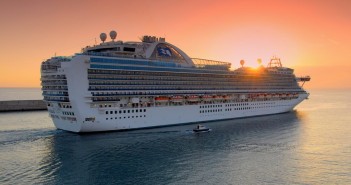 Cruise ship sun set