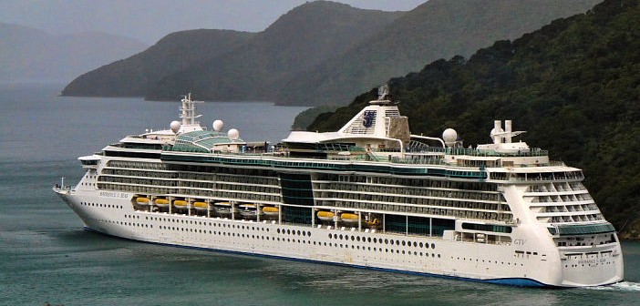 Radiance of the Seas at Queensland