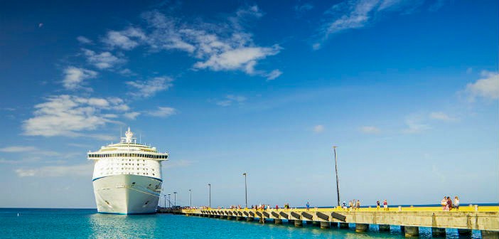cruise-ship-docking