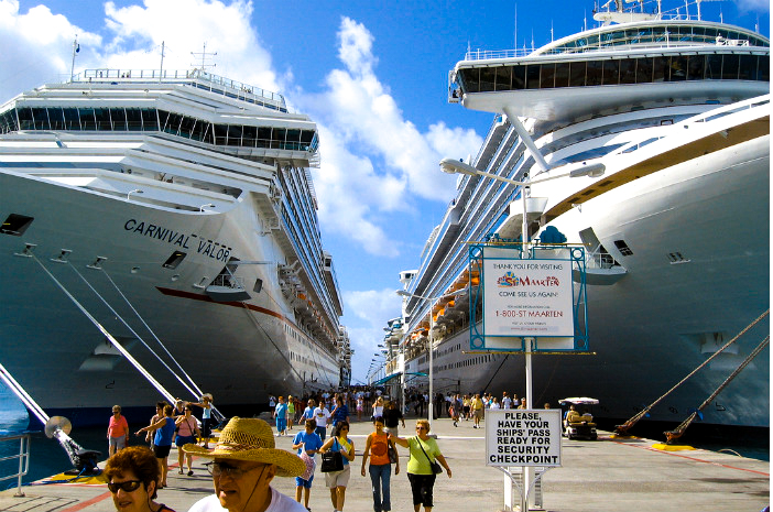 cruise-docking