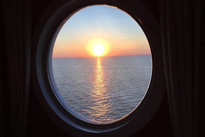 cabin ovation of the seas