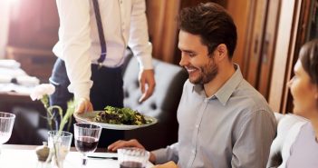 cruise enthusiasts favourite dining experiences