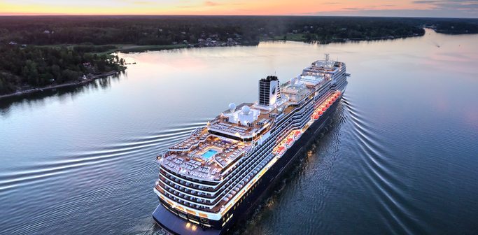 Cruise ship