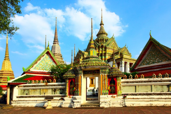 wat pho temple bangkok