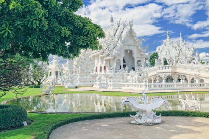 wat rong temple thailand