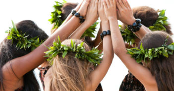 Hula dancers
